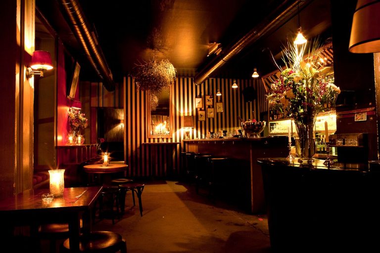 Neue Odessa Bar