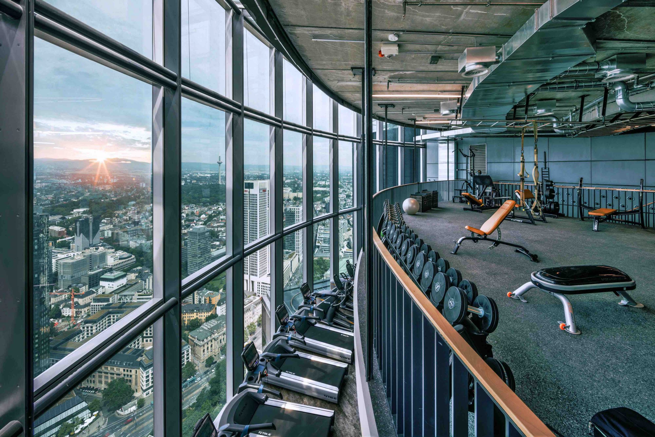 Sport- & Fitness-Center: PRIME TIME fitness | Main Tower , Frankfurt |  prinz.de