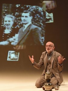 Ein ganz gewöhnlicher Jude - Theaterhaus Schauspiel