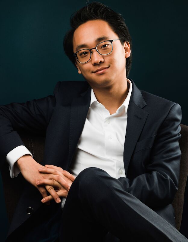 Gabriel Yeo spielt: Bach, Brahms und Reger